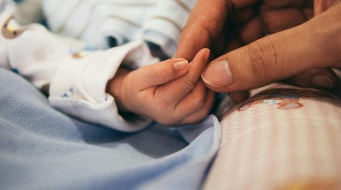 Cara Cegah Campak pada Bayi Sebelum Vaksin Usia 9 Bulan Menurut Dokter Anak