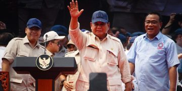 Prabowo Hadir di Peringatan Hari Buruh Monas 1 Mei