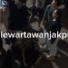 Pemuda Dikeroyok hingga Jatuh ke Lantai Dasar Pasar Grogol