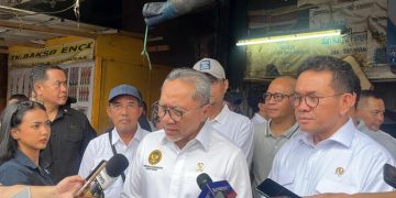 Di Mana-Mana Ada Sampah, Zulhas Menyatakan Presiden Risau