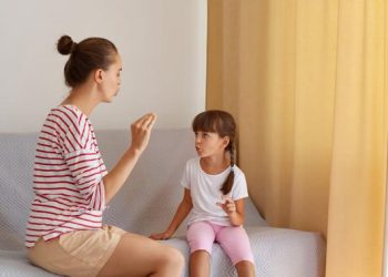 5 Prinsip Utama Gentle Parenting untuk Membantu Anak Mandiri dan Percaya Diri