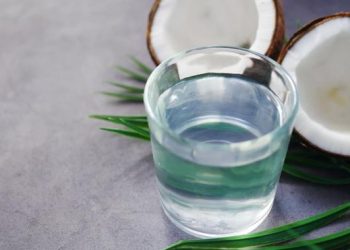 Air Kelapa Dapatkah Menyembuhkan Cacar Air pada Anak? Penjelasan Dokter