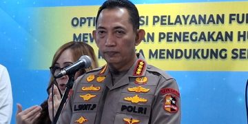 Alasan Prabowo Pertahankan Listyo Sigit Sebagai Kapolri Menurut Sahroni