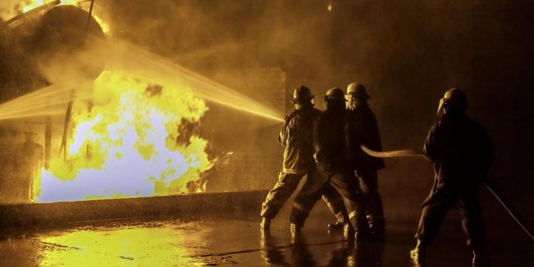 Kebakaran di Manado, Satu Karyawan Tewas Terjebak di Lantai 6