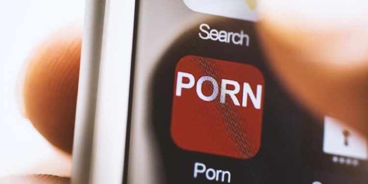 Polisi Amankan Penyedia Konten Porno di Platform Media Sosial