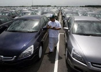 Mobil Terkenal Alami Kerugian Saat Fokus pada Mobil Listrik