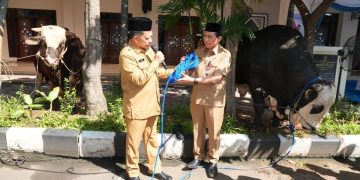 Serah Terima 360 Hewan Kurban oleh Mendagri kepada Kemendagri dan BNPP