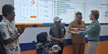 Kisah Fatoni, Penyandang Disabilitas yang Merancang Sistem Siaga Bencana di NTB
