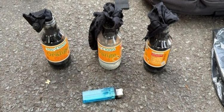 Pembawa Bom Molotov dalam Aksi Demonstrasi Mahasiswa Ditangkap sebagai Tersangka