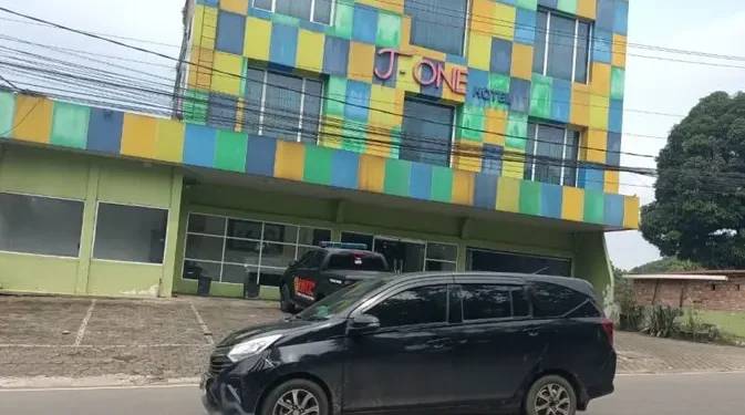 Dua Polisi di Jambi Diserang dengan Samurai oleh Pria Misterius