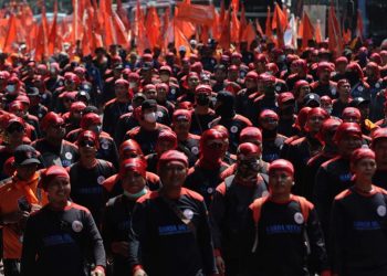 Sekjen dan 1,3 Juta Anggota Menyatakan Mundur