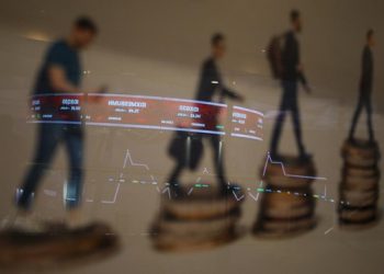 IHSG Turun Lebih dari 4%, Purbaya Sebut Banyak Rumor Negatif sebagai Penyebab