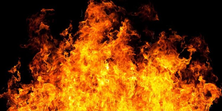 6 Gedung Industri di Cikupa Tangerang Terbakar Disertai Suara Ledakan