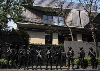 Peras WNA, KPK Geledah Rumah Mewah Silmy Karim