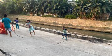 Waswas Melintas di Jalan Cinta Pulo Gadung