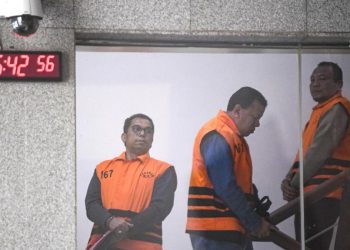 Zulkarnain Siap Cicil Mobil Mewah Demi Jabatan Sekda Kuansing