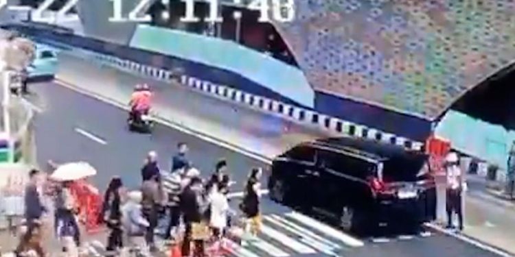 Satpam dan Sopir Mobil Terlibat Cekcok di Bundaran HI Sepakat Damai