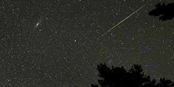 Hujan Meteor Perseid Akan Hiasi Langit Indonesia Malam Ini Jangan Lewatkan