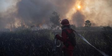 Hotspot Karhutla Kalsel Meningkat, Penambahan Pasukan Darat dan Water Bombing