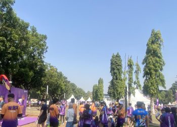 Peserta Lari Terganggu Abu Vulkanik, Debu Masuk Sepatu dan Kacamata