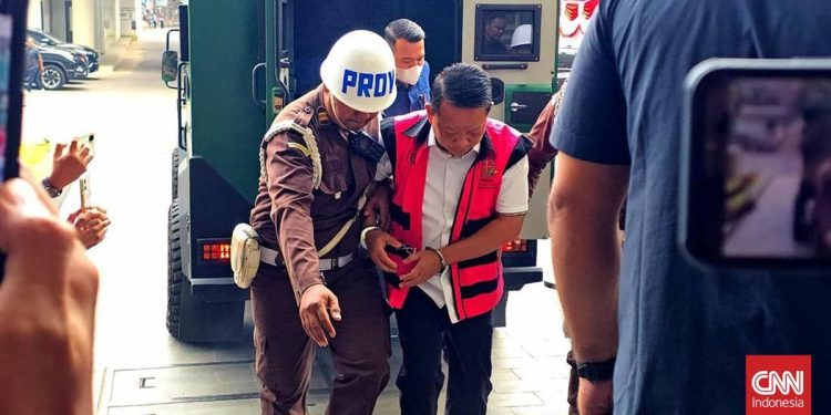 Diperiksa 10 Jam, Febrie Adriansyah Dites 50 Pertanyaan Terkait Kasus TPPU
