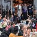Seskab Teddy Terenyuh Mendengar Kisah Al Tariq di Sekolah Rakyat
