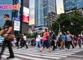 Penurunan, Ketika Masyarakat Mencari Cara untuk Bertahan Hidup