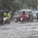 Jalan Mayor Oking Cibinong Terendam Banjir Banyak Motor Terjebak