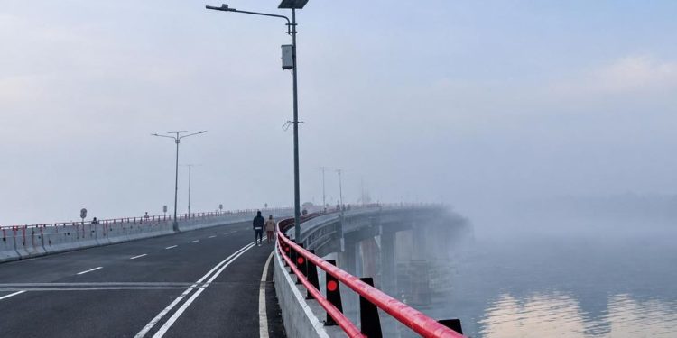 Asap Kiriman Dari Karhutla Papua Menyelimuti Kota Ambon